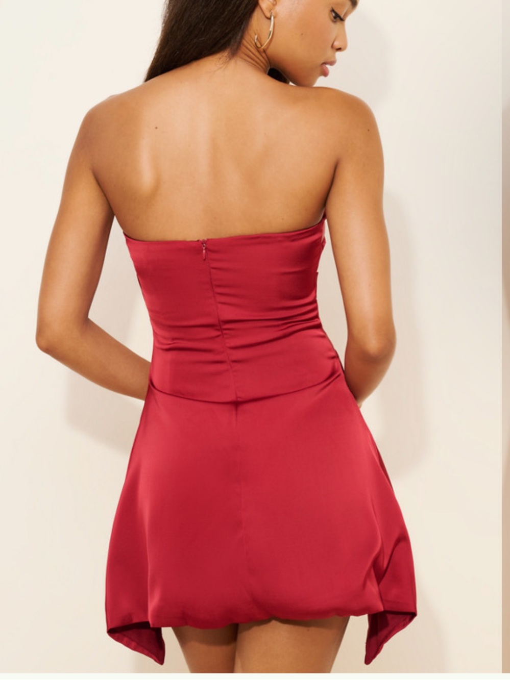 Lulu's Guinevere Strapless Mini Dress in Red